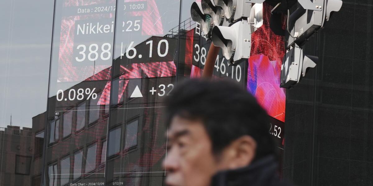 Asian shares are mixed ahead of key US inflation data