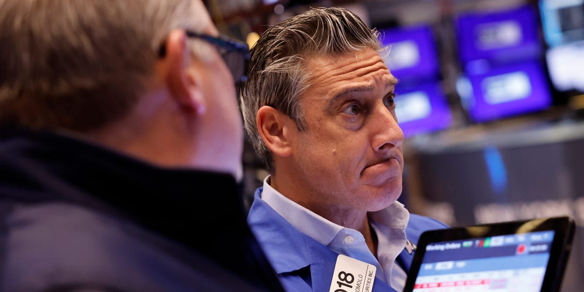 Stocks Due for 'Full-Blown Correction,' 25% Pullback in 2025: CIO