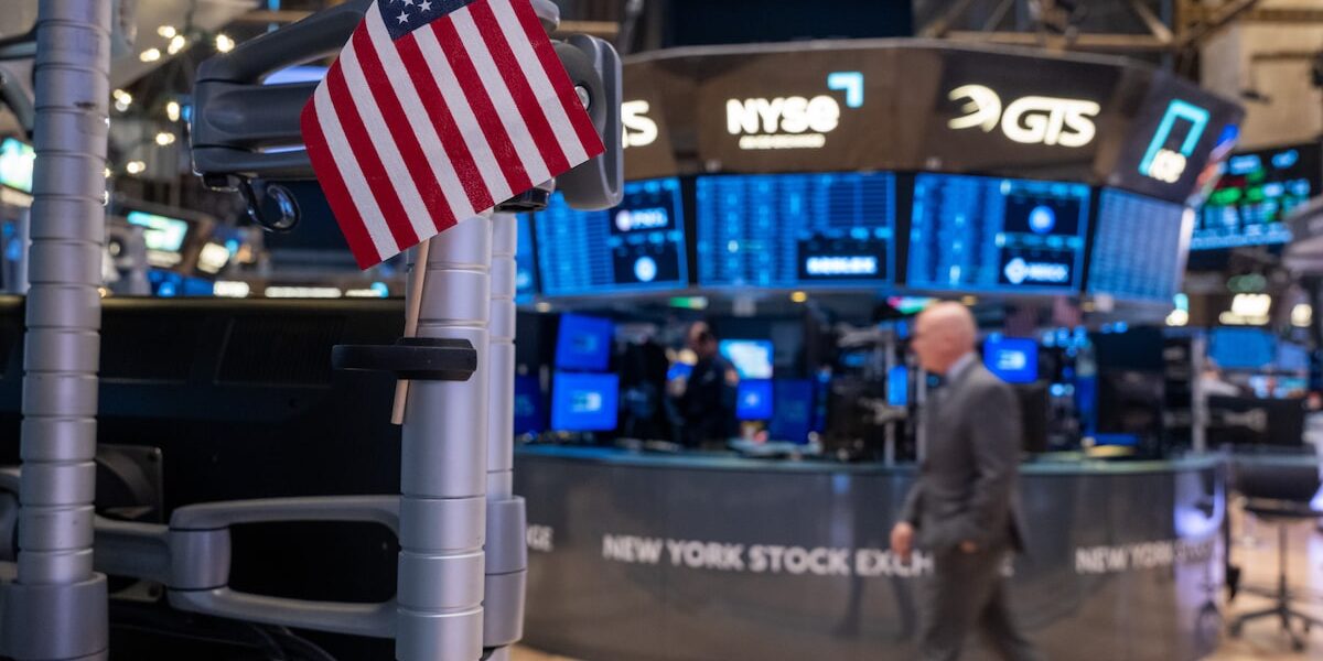 Why a stock market crash may be imminent